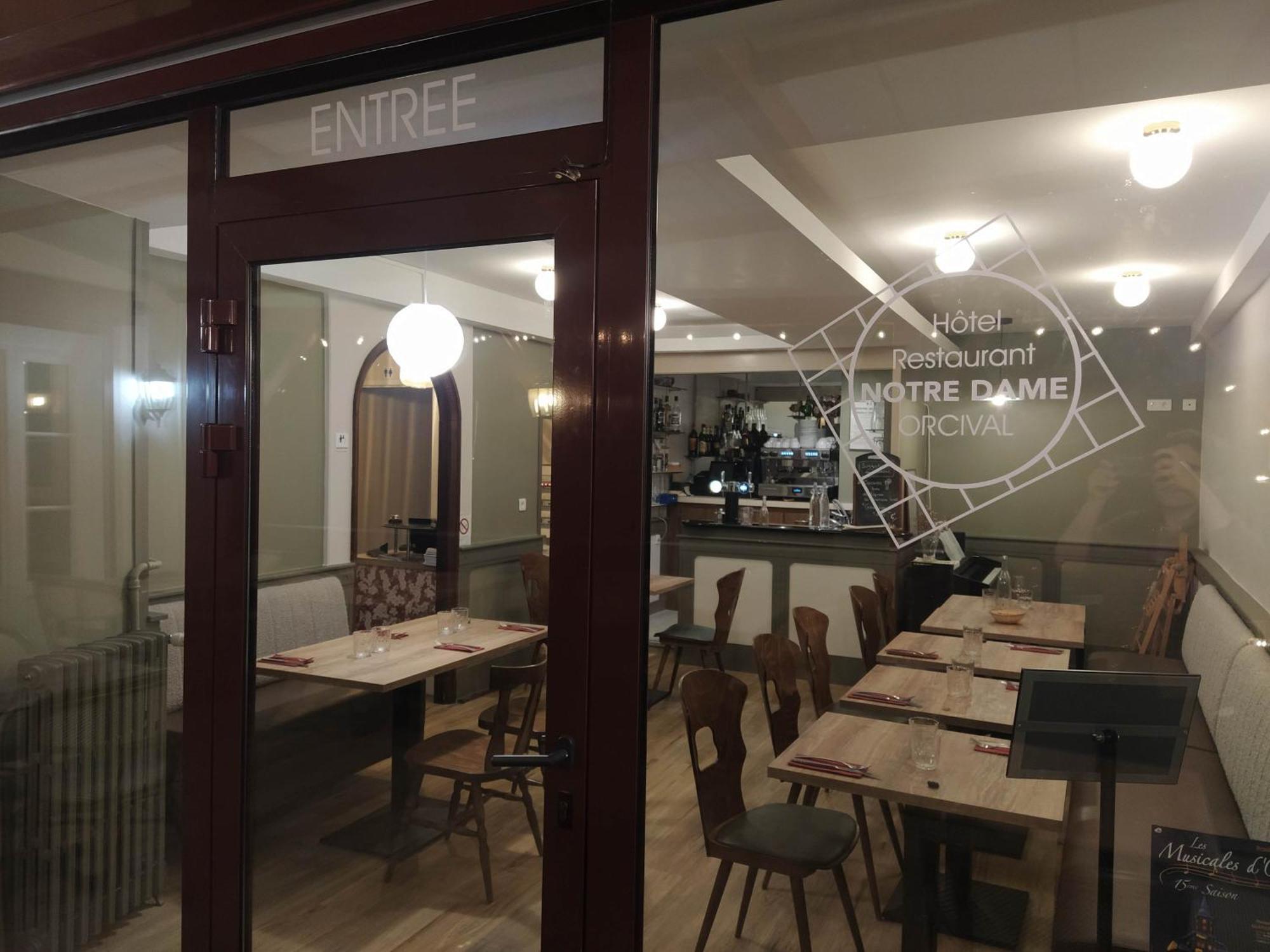 Hotel Restaurant Notre Dame Orcival Ngoại thất bức ảnh