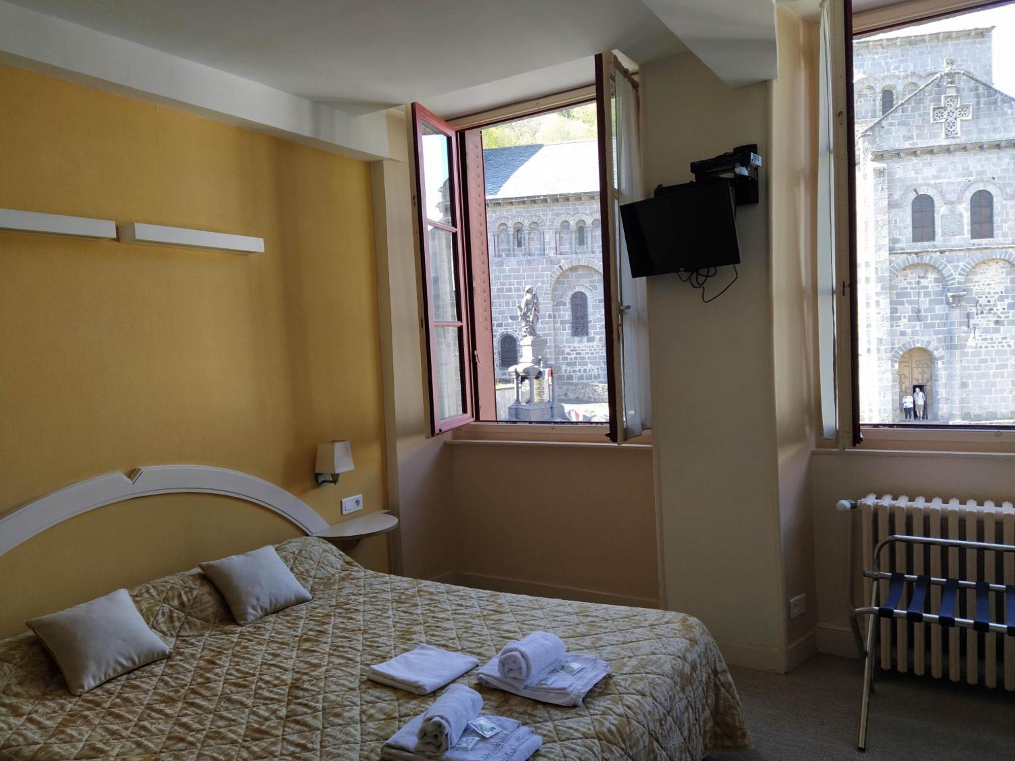 Hotel Restaurant Notre Dame Orcival Ngoại thất bức ảnh